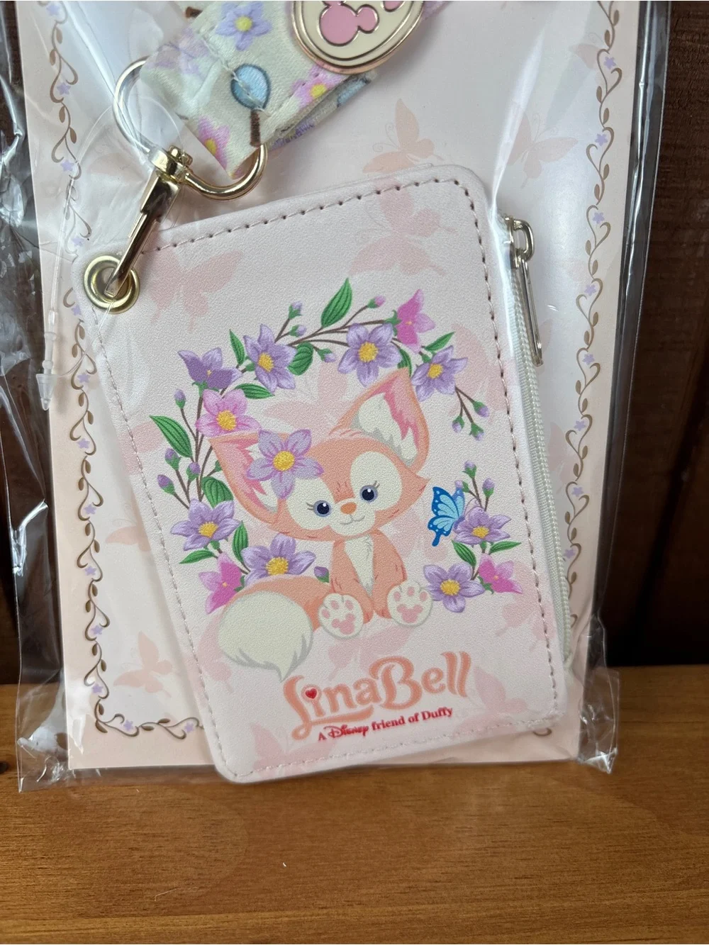 HK Disneyland Duffy and Friends LinaBell Starter Pin Set w/ Lanyard